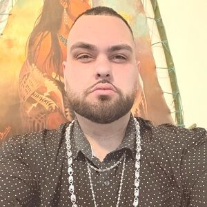 Meet your Posher, Lujan